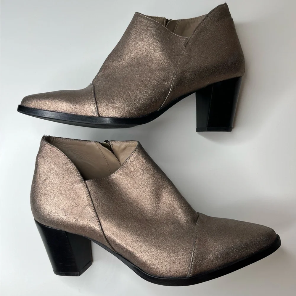 Italeau Marisa Booties EU 39 US 8.5 Gold Leather Waterproof Block Heel Metallic - Picture 12 of 16